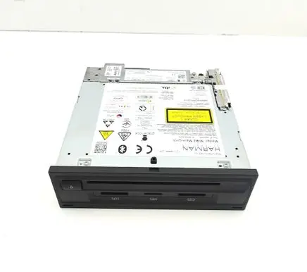 Audi A3 S3 8V Radio/CD/DVD/GPS head unit 8V1035035B 8V1035035