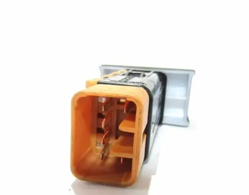 Hyundai Santa Fe Windscreen/window heater switch 621W05010