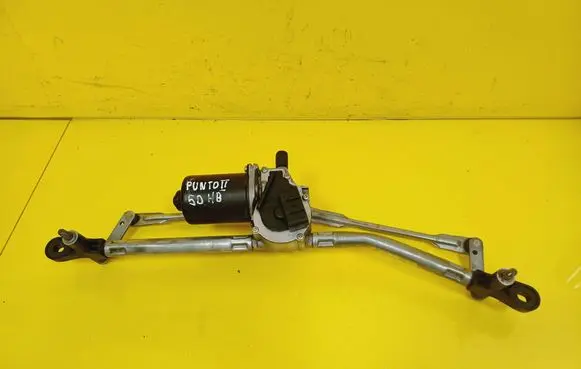 Front wiper linkage and motor