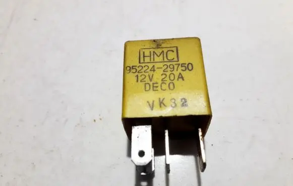 Hyundai Elantra Other relay 9522429750 VK32