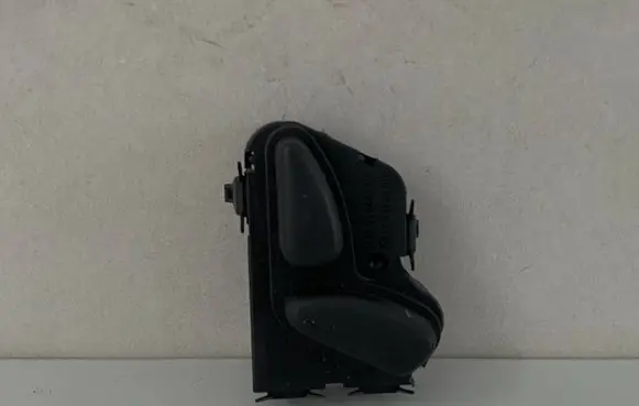 Mercedes-Benz E W210 Seat control switch 2108213851 03463815