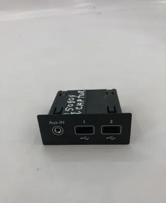 Renault Captur II USB socket connector 280231553r