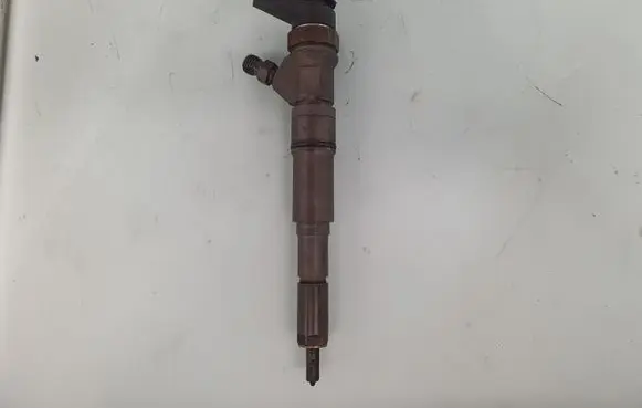 BMW 5 E60 E61 Fuel injector 7794435 13537794435