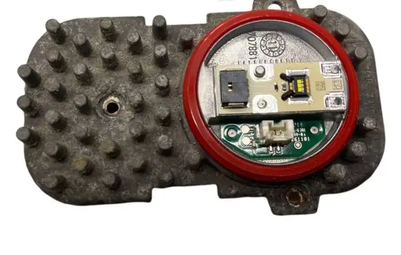 BMW X3 F25 LED ballast control module 1305715084