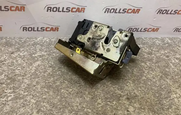 Front door lock
