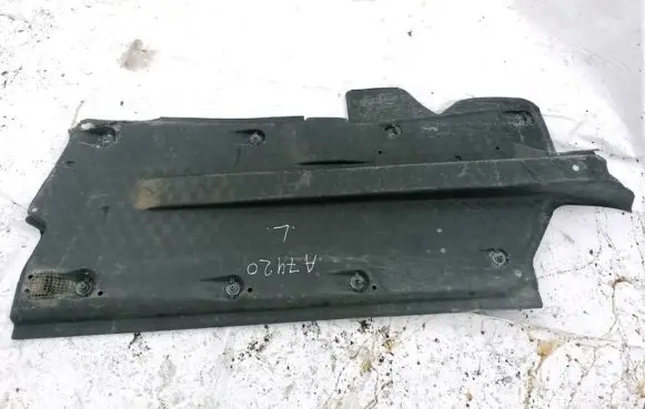 Volkswagen Fox Engine splash shield/under tray 6Q0826201