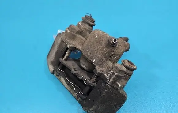 Toyota Yaris Rear brake caliper IMPRK1558352