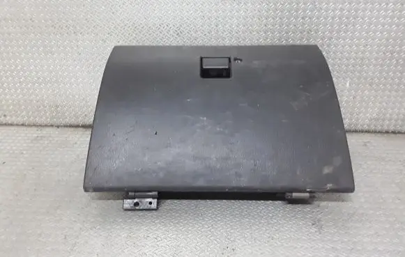 Opel Frontera A Glove box