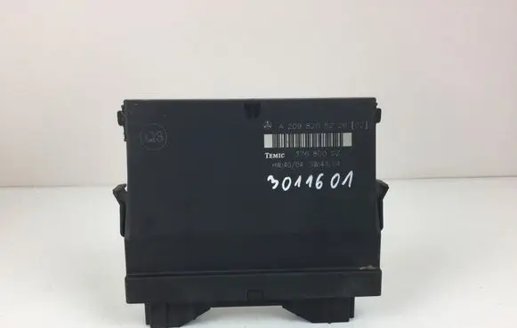 Mercedes-Benz CLK A209 C209 Comfort/convenience module A2098205226