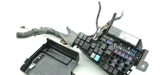 Mazda 6 Fuse box set KD47-66767