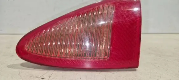 Alfa Romeo 147 Tailgate rear/tail lights 46556346