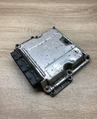 Renault Laguna II Engine control unit/module ECU 8200153946 0281010556