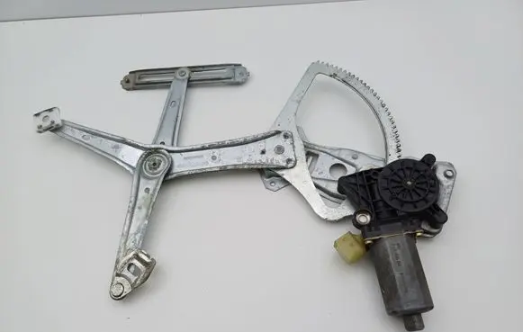 Mercedes-Benz C W202 Front door window regulator with motor 0130821709