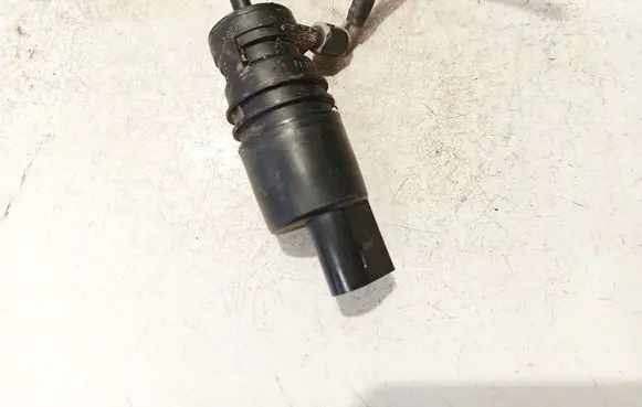 BMW 5 GT F07 Windscreen/windshield washer pump 693416001
