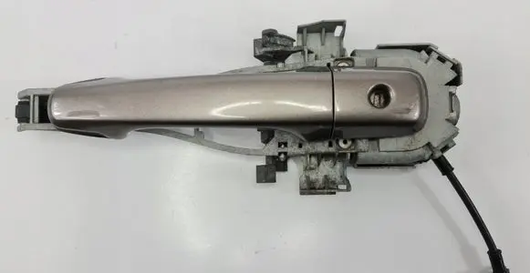 Volvo XC70 Front door exterior handle