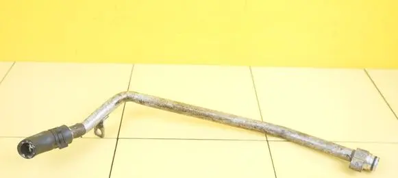 Mercedes-Benz C W204 Engine coolant pipe/hose 271950