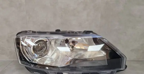 Skoda Rapid (NH) Headlight/headlamp 5JB941016A 90037407