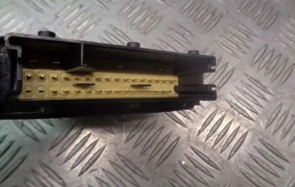 Opel Vectra C Door control unit/module 13170178