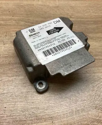 Opel Zafira A Airbag control unit/module 24416704 1923594