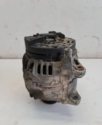 Volkswagen Golf IV Generator/alternator 028903028E 0124515010