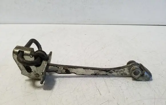 Opel Zafira A Front door check strap stopper 24434087
