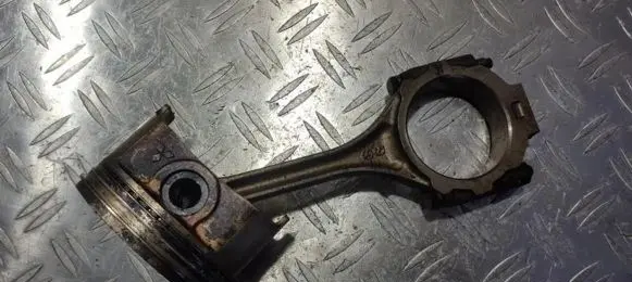 Piston with connecting rod