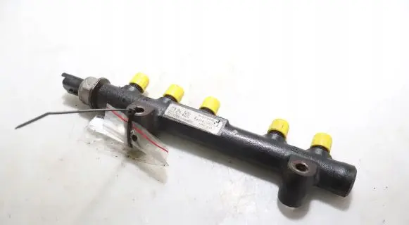 Volvo V50 Fuel main line pipe 103000525