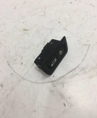 BMW 2 F45 Tailgate/boot open switch button 9275121
