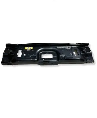 Mercedes-Benz G W463 2nd Gen Radiator mount bracket A463602600