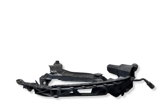 Audi Q3 8U Headlight/headlamp mounting bracket 8U0805608A