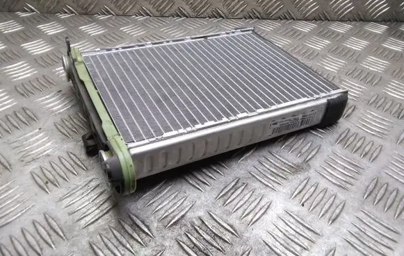 Nissan Leaf I (ZE0) Heater blower radiator T1007696SAA 223139P CT1007696S
