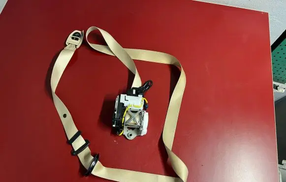 BMW X3 G01 Front seatbelt 7469951 S1746995108