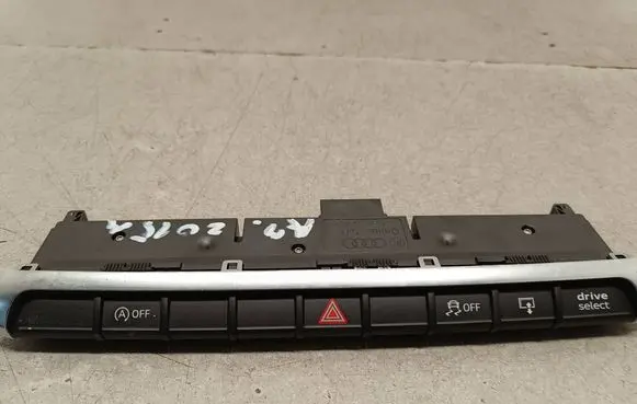 Audi A3 S3 8V Hazard light switch 8V0925301BA 31102014