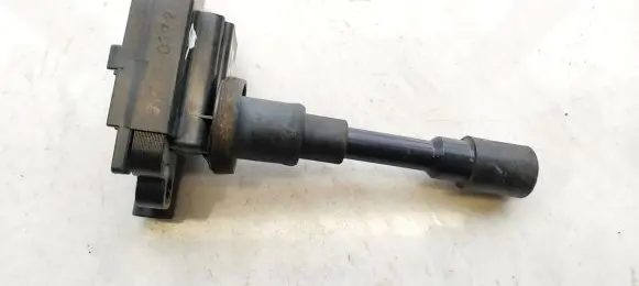 Suzuki Swift I High voltage ignition coil 9r250372 9r25-0372