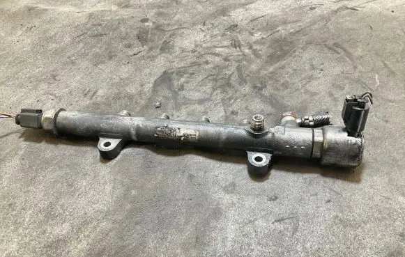 Mercedes-Benz Sprinter W906 Tire pressure sensor A6510700495