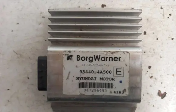 Hyundai Terracan Gearbox control unit/module 954404a500