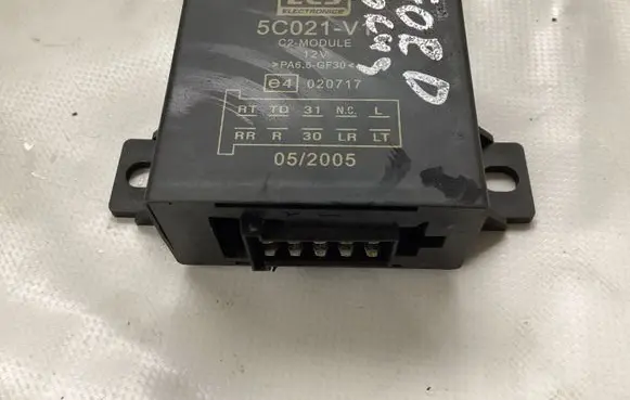 Ford Focus Tow bar trailer control unit/module E4020717 5C021V1