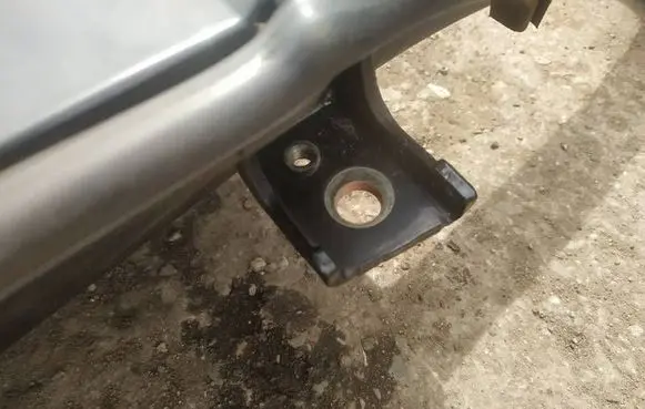 Citroen C5 Rear door lower hinge