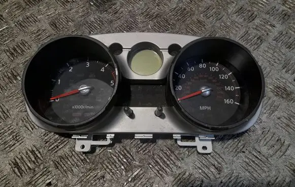 Nissan Qashqai Speedometer (instrument cluster) JD77C