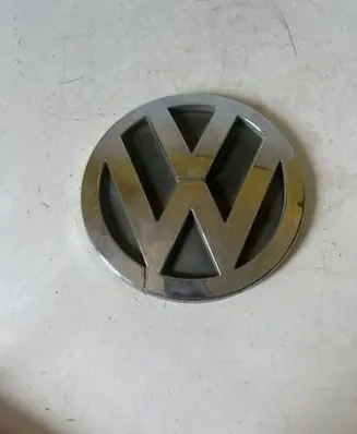 Volkswagen Caddy Manufacturer badge logo/emblem 7H0853630C
