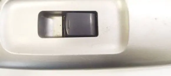 Subaru Forester SH Electric window control switch 9Y20Z