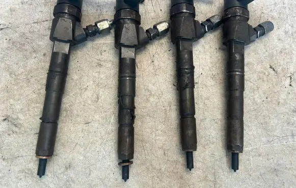 Fiat Doblo Fuel injectors set 0445110300