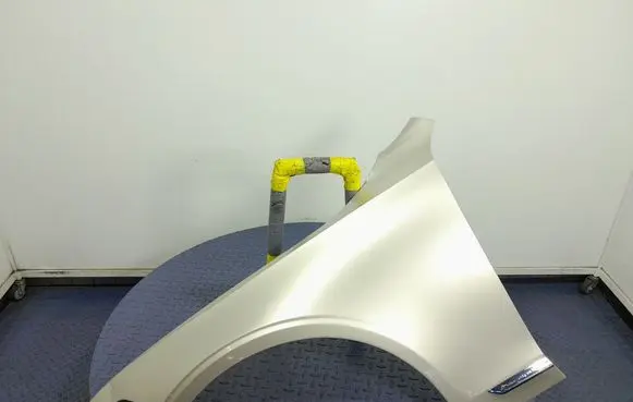 Volvo S90, V90 Fender 