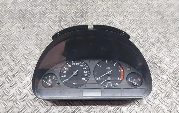 BMW 5 E39 Speedometer (instrument cluster)