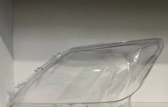 Lexus LX 570 Headlight lense 