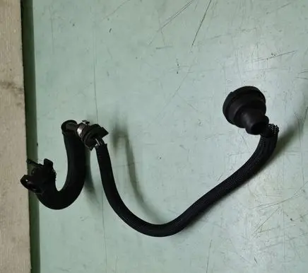 Volvo XC60 Vacuum line/pipe/hose 8G9N2420AKA 1080140