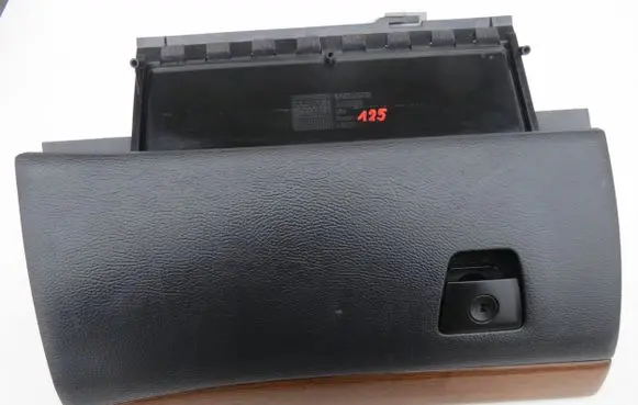 Volvo XC90 Glove box 3409563 1264