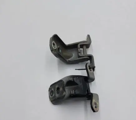 Nissan Leaf II (ZE1) Front door hinge set 