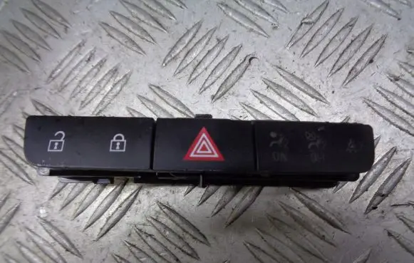 Opel Insignia A Hazard light switch 13324594