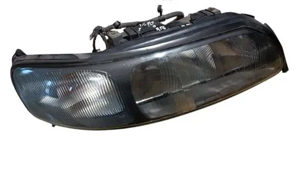 Volvo V70 Headlight/headlamp 8662922 89006877